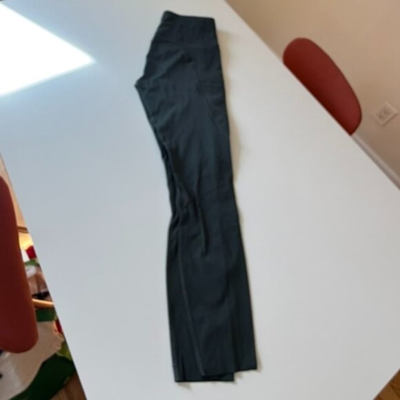 Lululemon Fast and Free High-Rise Tight 25" - Smoked Spruce - Picture 7 of 9